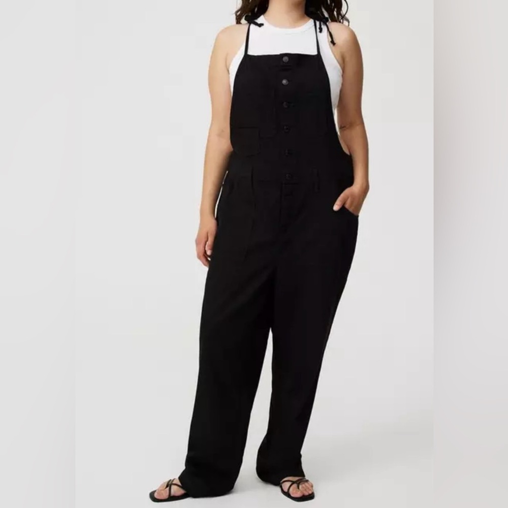 Torrid Deep Black Overall Straight Leg Working Pockets  NWT 22S